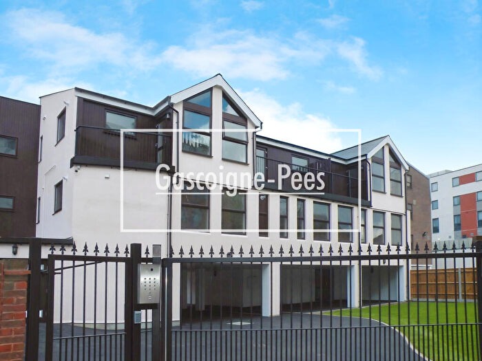 2 Bedroom Apartment To Rent In London Road, Camberley, GU15