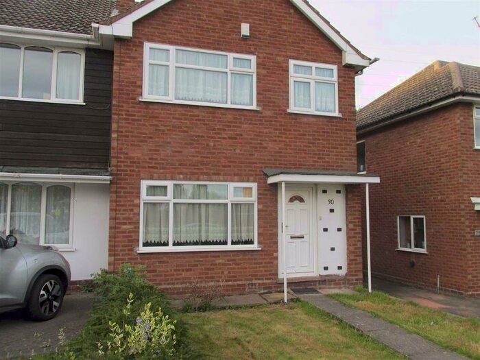 3 Bedroom Semi-Detached House To Rent In Andrew Road, West Bromwich, West Midlands, B71