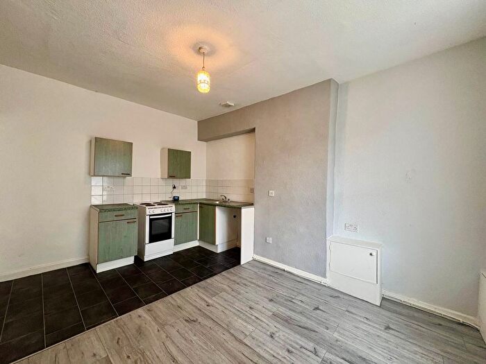 1 Bedroom Flat To Rent In Fraser Street, Burnley, BB10