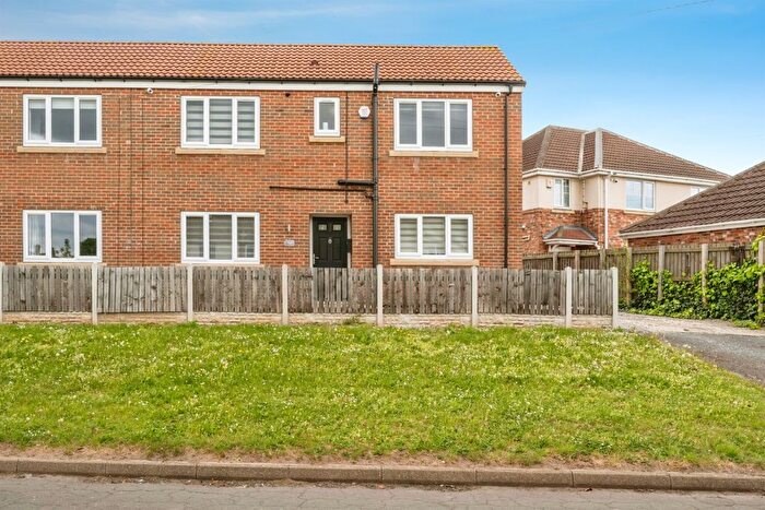 3 Bedroom Semi-Detached House For Sale In Hyperion Way, New Rossington, Doncaster, DN11