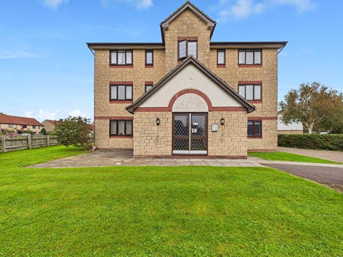 1 Bedroom Flat For Sale In Campion Close, Locking Castle, Weston-Super-Mare, BS22