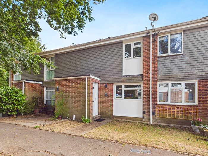 3 Bedroom Terraced House For Sale In The Croft, Marlow, Buckinghamshire, SL7