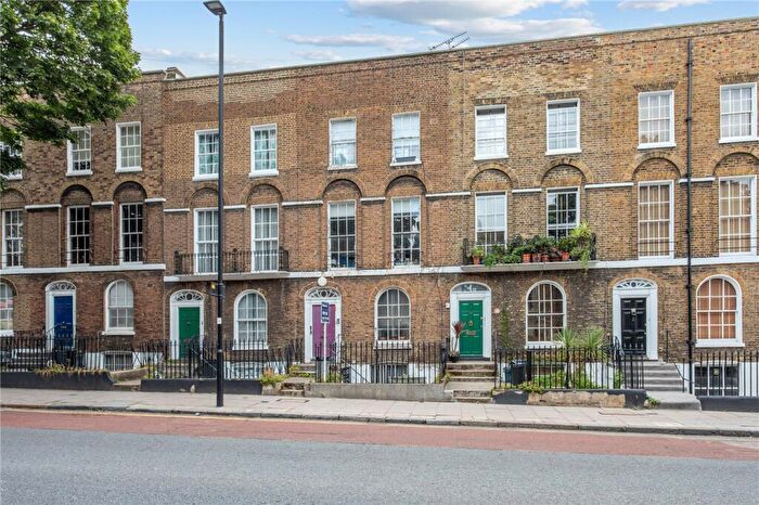 1 Bedroom Apartment For Sale In Canonbury Road, London, N1