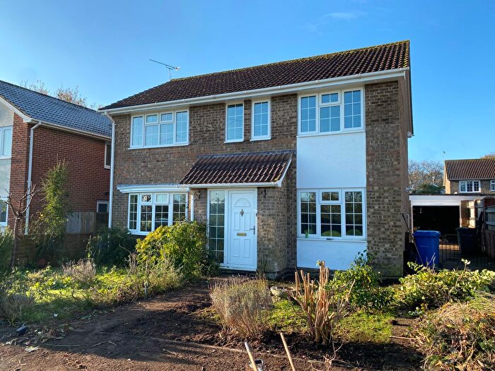 4 Bedroom Property To Rent In Symes Road, Poole, BH15