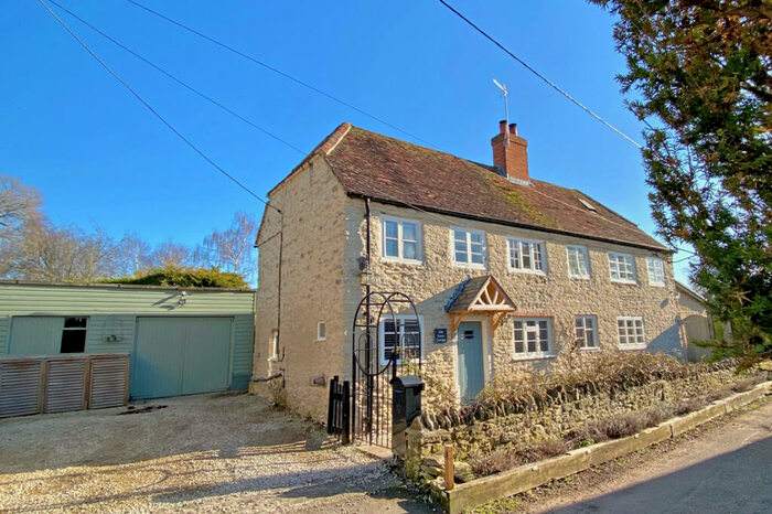 3 Bedroom Detached House For Sale In Chapel Lane, Roke, OX10