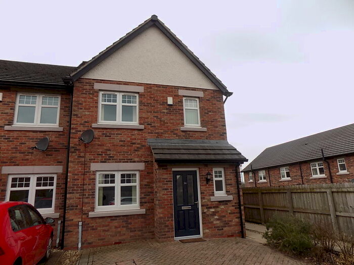 3 Bedroom Semi-Detached House To Rent In Siskin Court, Carlisle, CA2