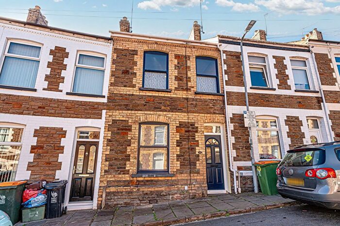 3 Bedroom Terraced House For Sale In Lucas Street, Newport, NP20