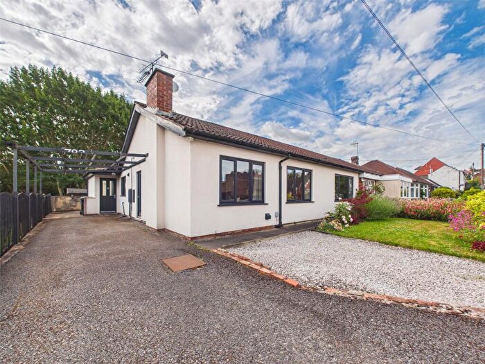 3 Bedroom Bungalow For Sale In Lee Lane, Heanor, Derbyshire, DE75