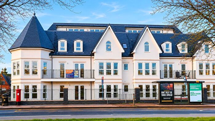 2 Bedroom Flat For Sale In Tower View, - London Road, Hadleigh, Essex, SS7
