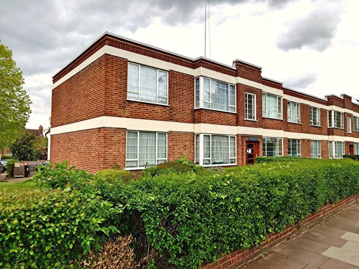 2 Bedroom Flat To Rent In Pitshanger Court, Pitshanger Lane, London, W5