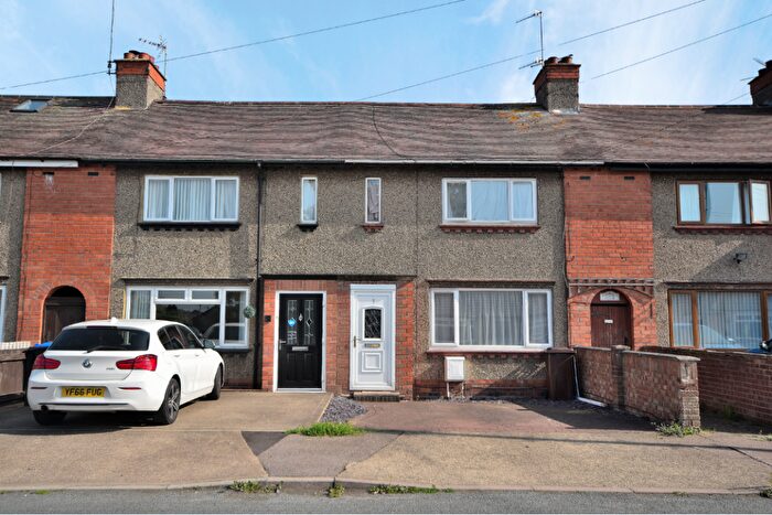 3 Bedroom Terraced House For Sale In Ferndale Road, Northampton, NN3