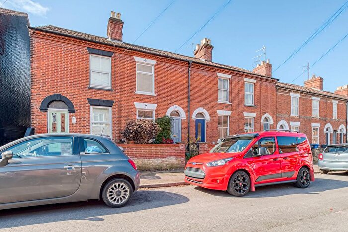 3 Bedroom Terraced House For Sale In Onley Street, Norwich, NR2