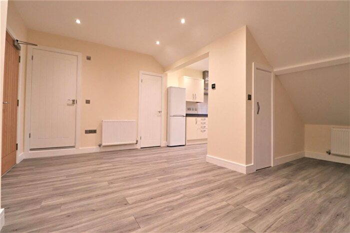 1 Bedroom Flat To Rent In Forsyte Suite, Charlton Road, Andover., SP10