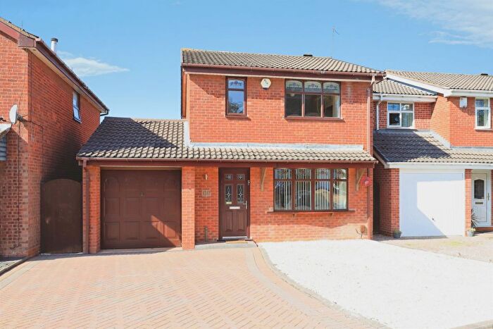 3 Bedroom Detached House For Sale In Bridgewater Drive, Bilston, WV14