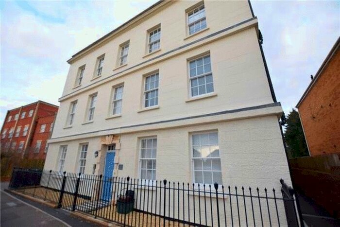 1 Bedroom Flat To Rent In Wick Road, Brislington, Bristol, BS4