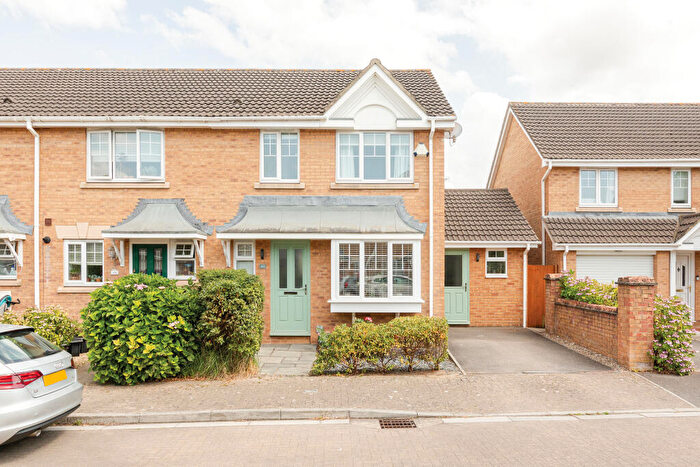 3 Bedroom Semi-Detached House For Sale In Lambourne Way, Portishead, BS20