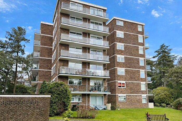 2 Bedroom Flat For Sale In Pine Park Mansions - Wilderton Road, Branksome Park, BH13