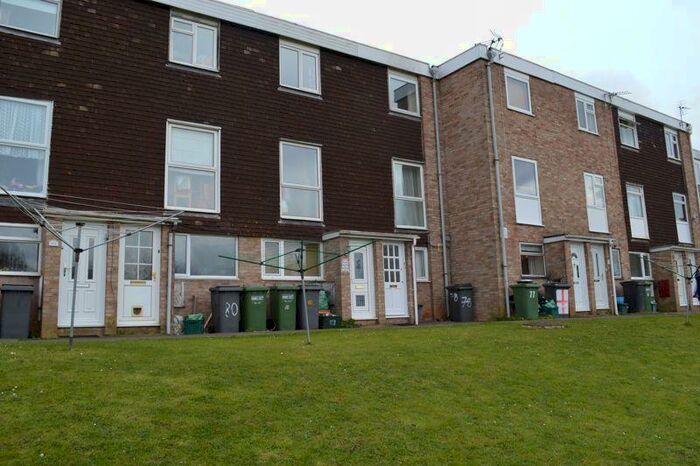 2 Bedroom Maisonette To Rent In Malvern Drive, Bristol, BS30