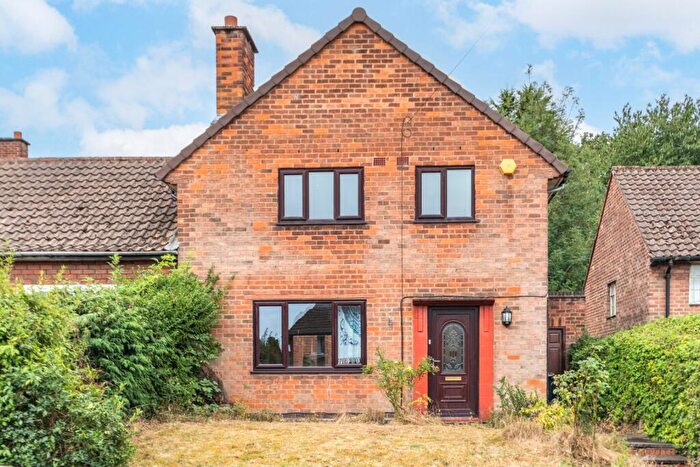 3 Bedroom Semi-Detached House For Sale In Crowhurst Road, Birmingham, B31