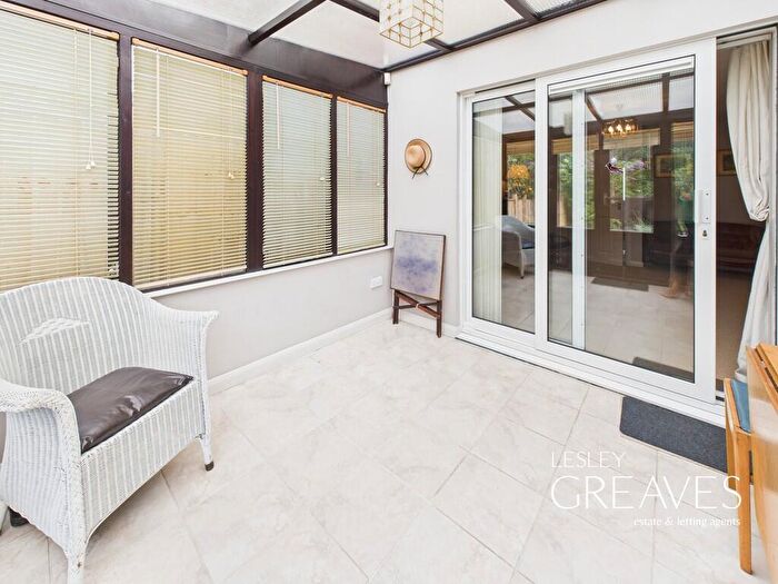 2 Bedroom Semi-Detached House For Sale In Kappler Close, Netherfield, Nottingham, NG4