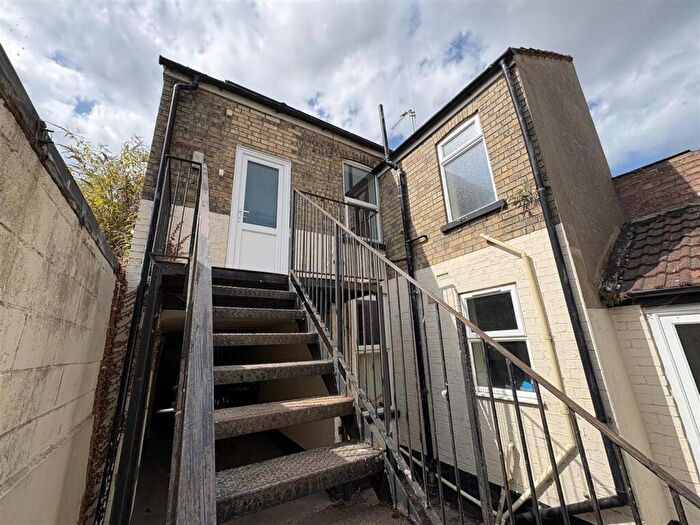 1 Bedroom Flat To Rent In St. Johns Road, Lowestoft, NR33