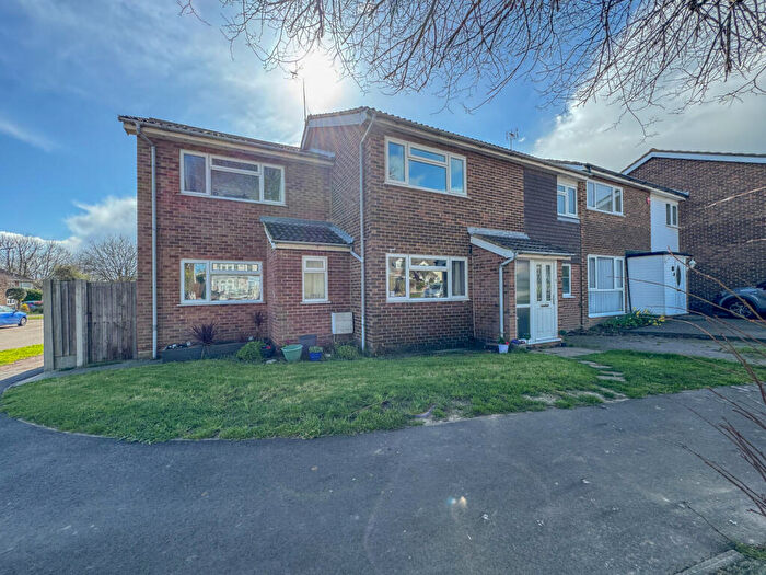 5 Bedroom End Of Terrace House For Sale In Neil Armstrong Way, Eastwood, SS9