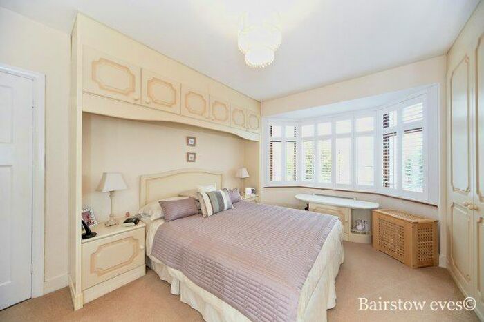 3 Bedroom Property To Rent In Stanford Road, London, SW16