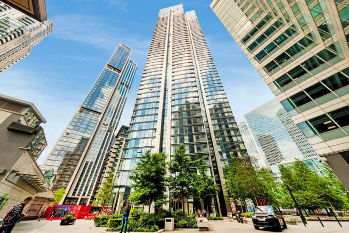 1 Bedroom Flat To Rent In Hampton Tower -, S26