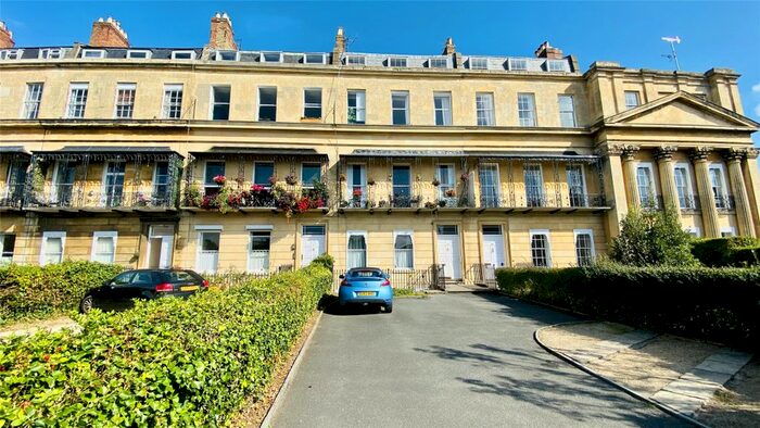1 Bedroom Flat To Rent In Suffolk Square, Cheltenham, Gloucestershire, GL50