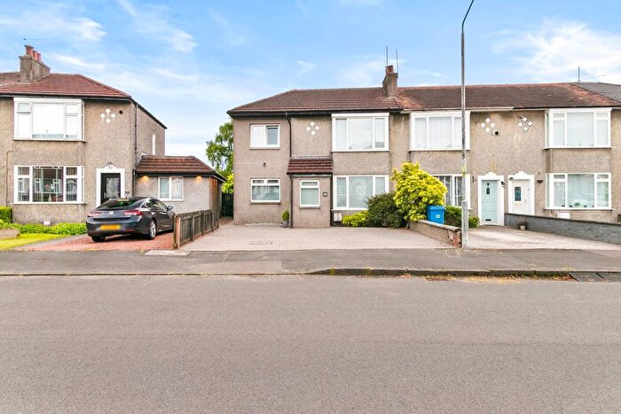 4 Bedroom Terraced House For Sale In Highmains Avenue, Dumbarton, G82