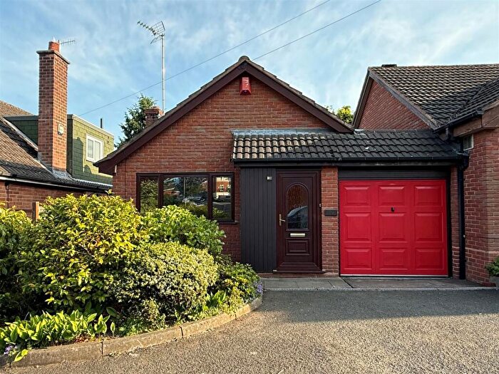 2 Bedroom Detached Bungalow For Sale In Drews Holloway, Halesowen, B63