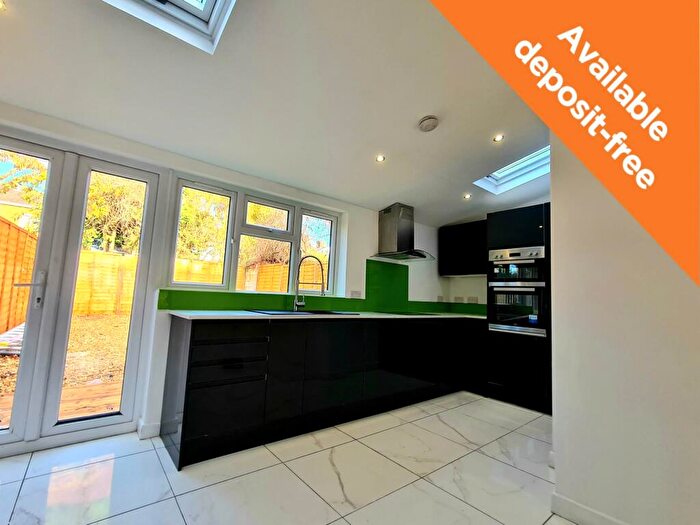 3 Bedroom Terraced House To Rent In Cedar Gardens, Southampton, Hampshire, SO14