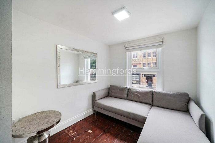 1 Bedroom Terraced House To Rent In Kingsland Road, Shoreditch, E2