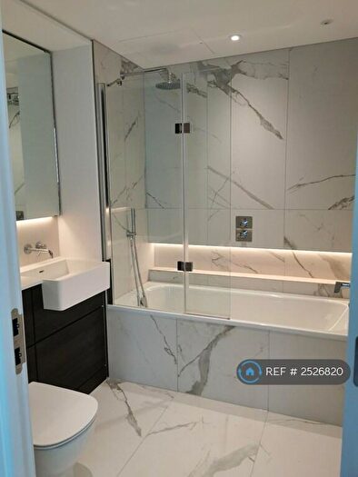 2 Bedroom Flat To Rent In Gasholder Place, London, SE11