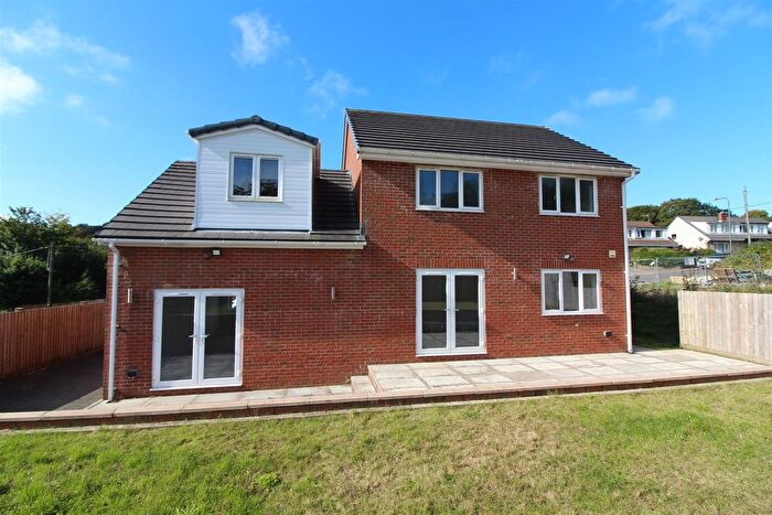 5 Bedroom Detached House For Sale In Pentwyn Road, Crumlin, NP11