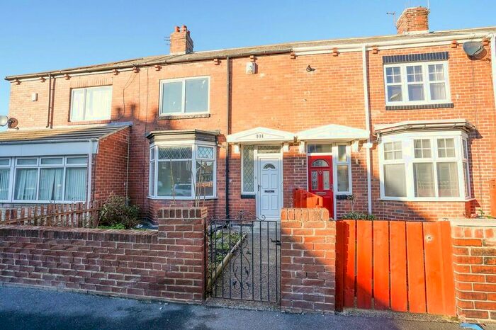 3 Bedroom Terraced House To Rent In Coleridge Avenue, South Shields, South Tyneside, NE33
