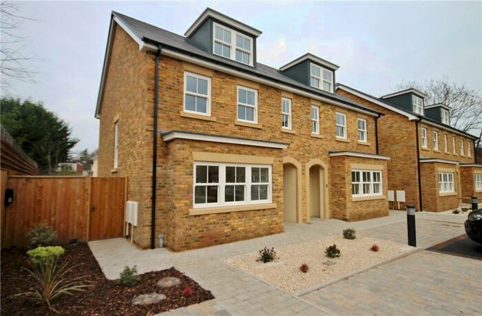 4 Bedroom Semi-Detached House To Rent In Pulsford Close, Twickenham, TW1
