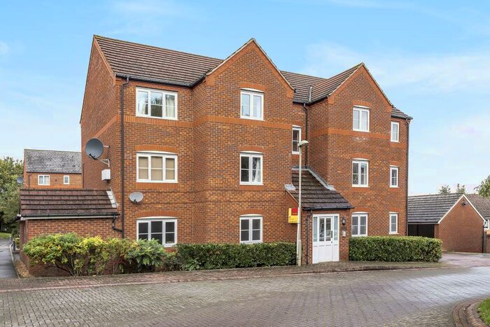 2 Bedroom Apartment To Rent In Sherwood Place, Headington, OX3