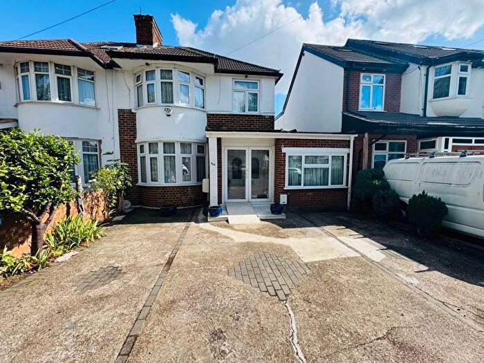 4 Bedroom Semi-detached House For Sale In Lady Margaret Road, Southall, UB1