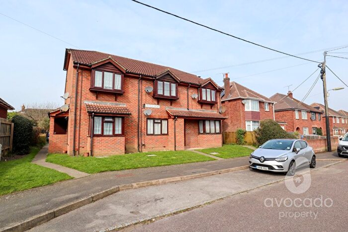 1 Bedroom Maisonette For Sale In Francis Court, Elmsleigh Road, Farnborough, Hampshire, GU14