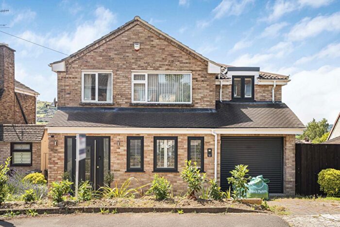 4 Bedroom Detached House For Sale In Courtway, Stroud, Gloucestershire, GL5