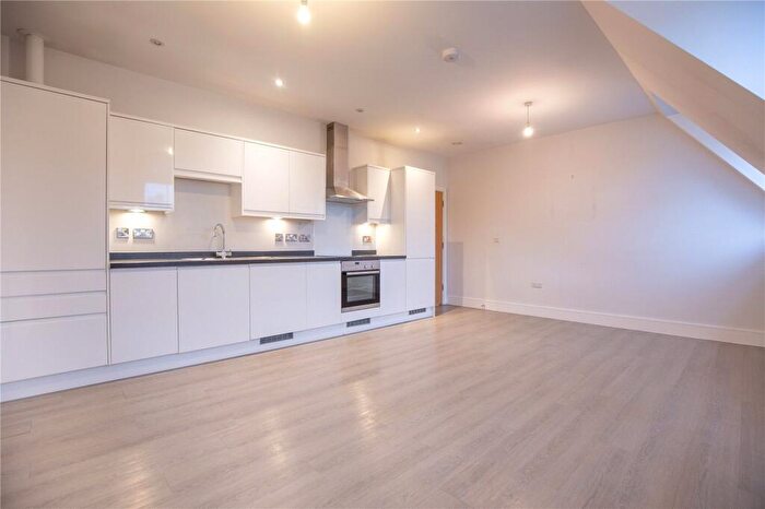 2 Bedroom Apartment For Sale In Cheltenham Road, Bristol, BS6