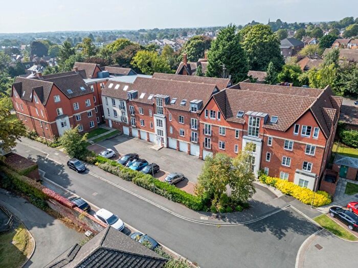 2 Bedroom Flat For Sale In Monument Close, York, YO24