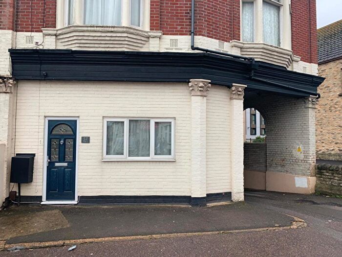 1 Bedroom Flat To Rent In St. Swithuns Road, Bournemouth, BH1