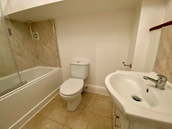 2 Bedroom Apartment To Rent In Old Christchurch Road, Bournemouth, BH1