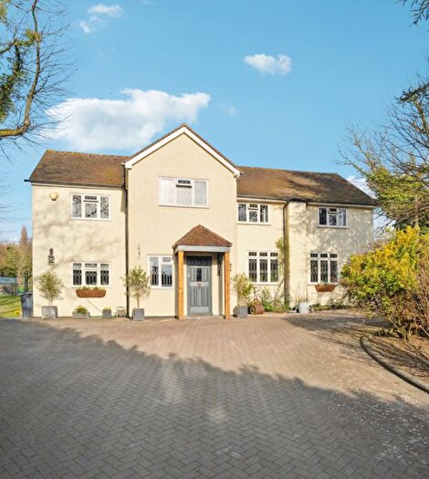 5 Bedroom Detached House For Sale In Northern Heights, Bourne End, SL8