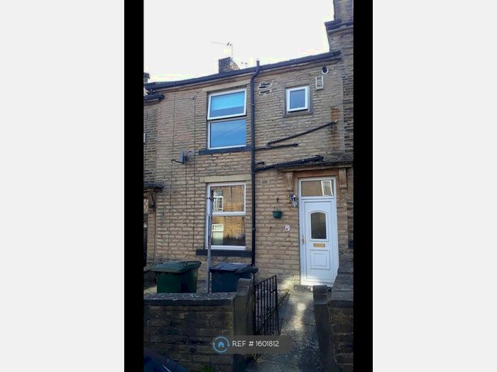 1 Bedroom Terraced House To Rent In High Street, Thornton, Bradford, BD13