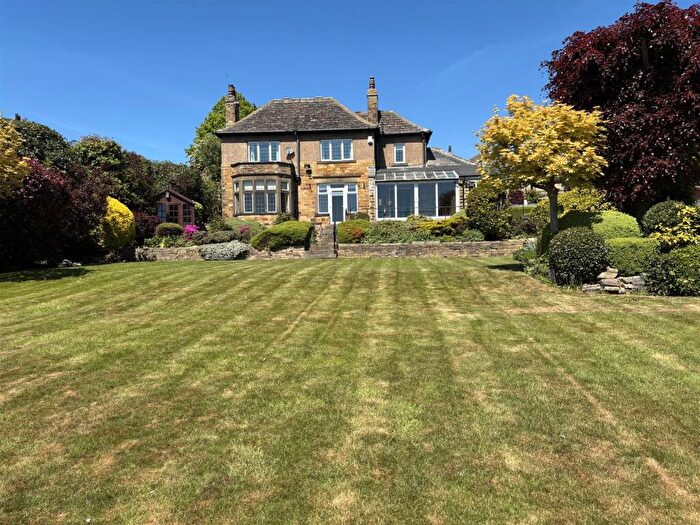 4 Bedroom Detached House For Sale In Bramley Lane Hipperholme, Halifax, HX3