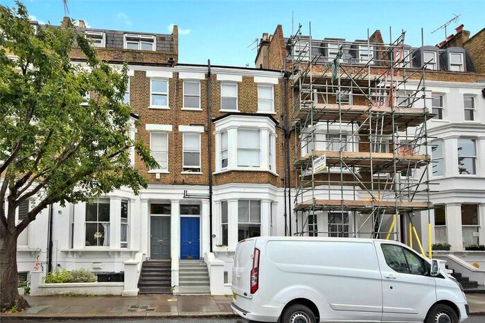 2 Bedroom Flat To Rent In Netherwood Road, Brook Green, London, W14