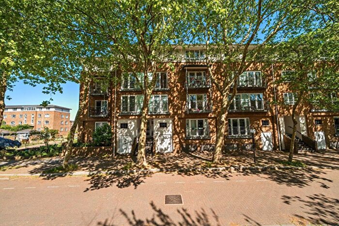 1 Bedroom Flat For Sale In Rope Street, London, SE16